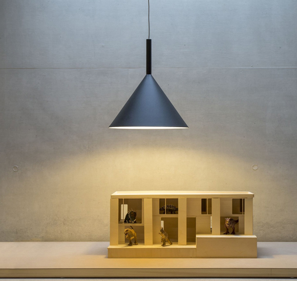 Funnel suspension noire