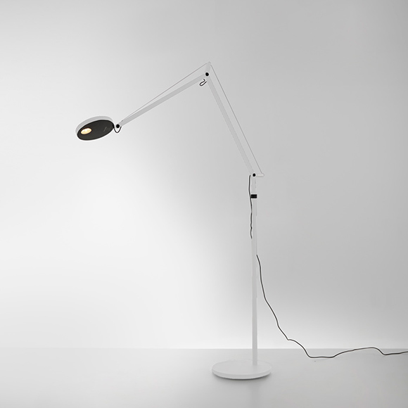 demetra lampe de sol led Artemide