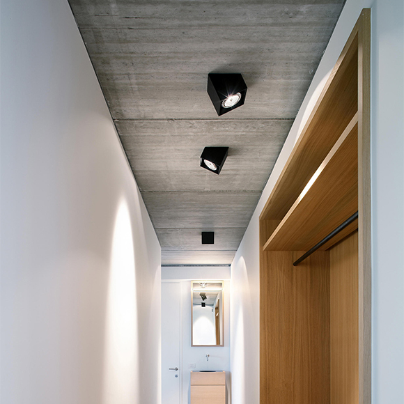 25_corridor_tossb_lighting 25˚ TossB Lighting Plafonnier Ceiling