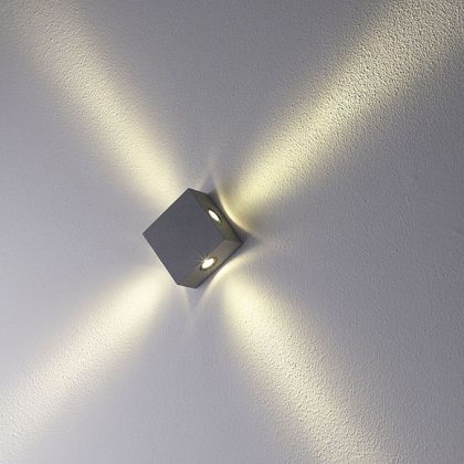 Pike Pass applique murale extérieure faisceaux en X